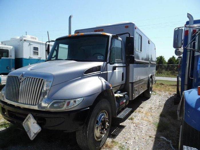 Used 2006 International Custom bodies wireline