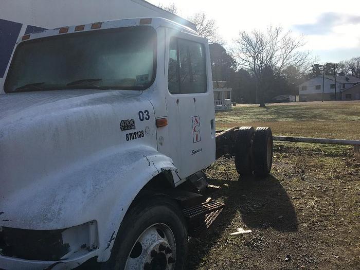 Used 2001 International Truck And Engine Corporation 4700