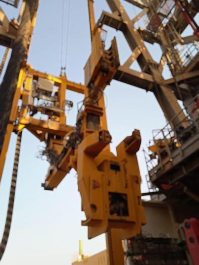 Used National Oilwell Varco NOV ADS-30Q Drawworks with 4 x 1150 HP motors