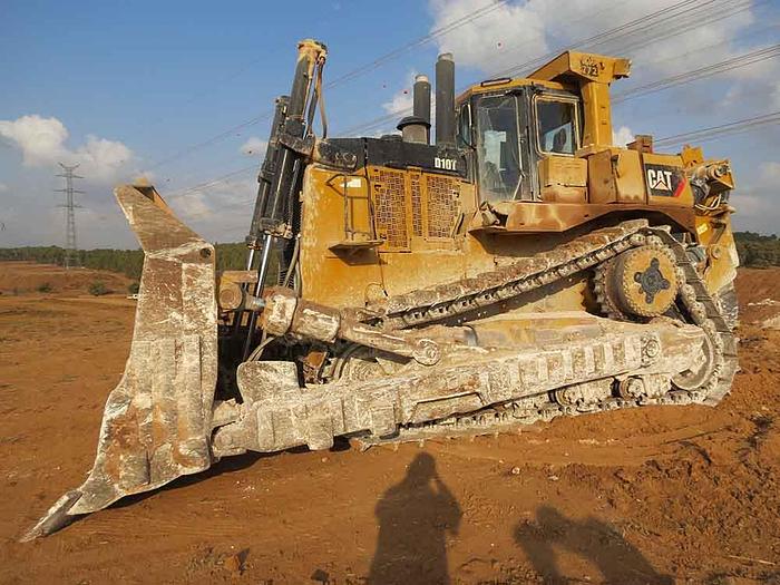 Used CATERPILLAR D 10 T
