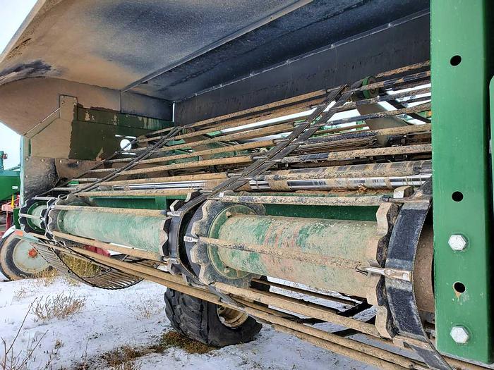 Used 2015 Lockwood 674 Potato Digger