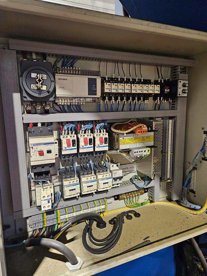 Gebruikt Yeo Sheng Machinery TSH-TUVB-1010 Spiebaan Machine