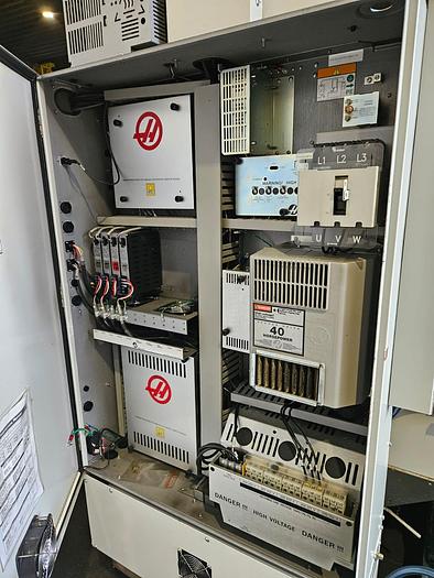 Gebruikt Haas VF 2 CNC Bewerkingscentrum