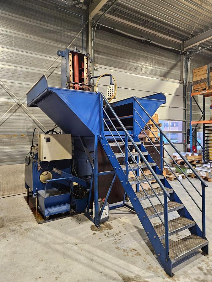 Gebruikt Yeo Sheng Machinery TSH-TUVB-1010 Spiebaan Machine