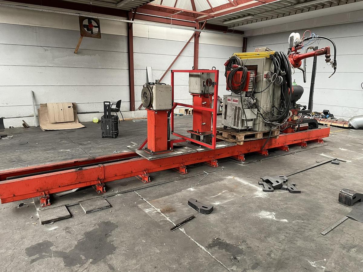 Gebruikt Valk Welding 350A Lasrobot PanaRobo VR006ALE2 Las Robot