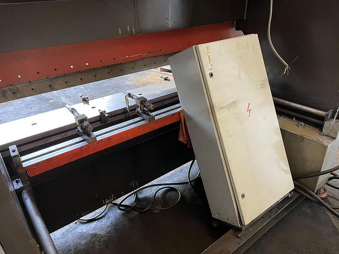 Gebruikt 1980 Donewell 80-2500