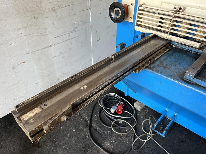 Gebruikt 1999 Haco TS 3006