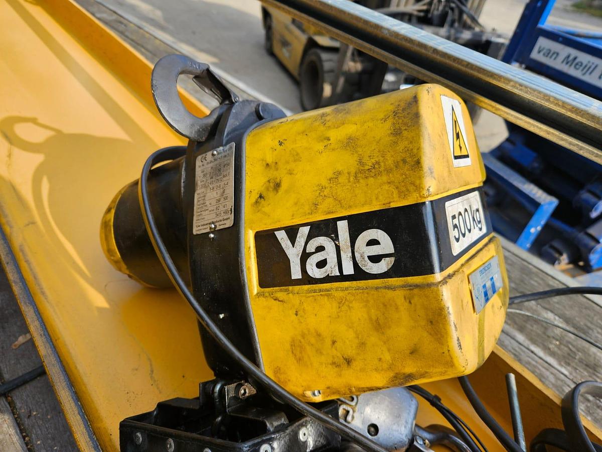 Gebruikt Zwenk kolom Yale 500 Kg 0.5 Ton