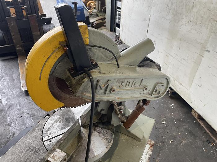 Gebruikt Calvet Emmegi 300 A Zaag