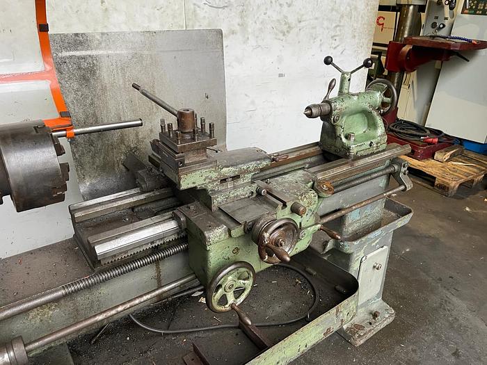 Gebruikt Progress 380 draaibank met beveiligingen