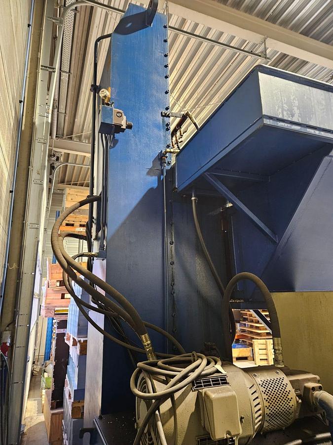 Gebruikt Yeo Sheng Machinery TSH-TUVB-1010 Spiebaan Machine