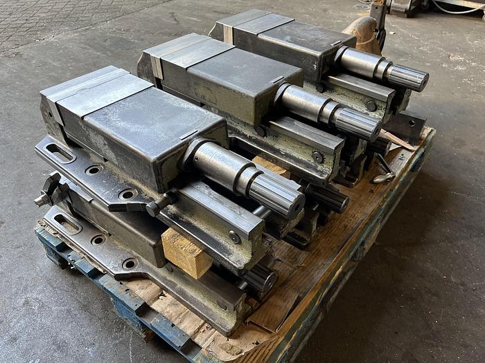 Gebruikt Universal 200 mm