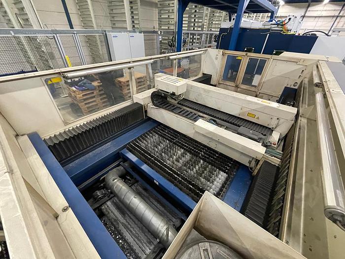 Gebruikt 2000 Trumpf Trumatic TC L3030