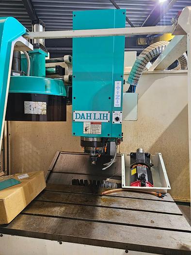 Gebruikt Dahlih MCV 720 bewerkingscentrum