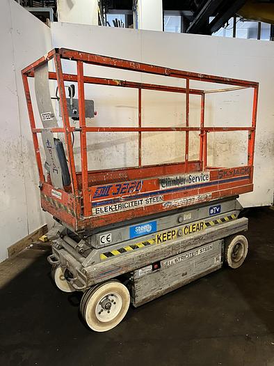 Gebruikt 1998 Skyjack SJ3 3220