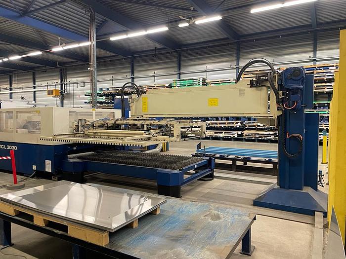 Gebruikt 2000 Trumpf Trumatic TC L3030