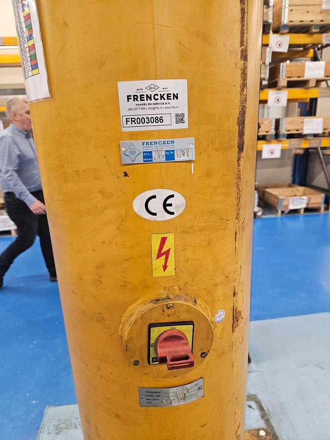 Gebruikt Zwenk kolom Yale 500 Kg 0.5 Ton