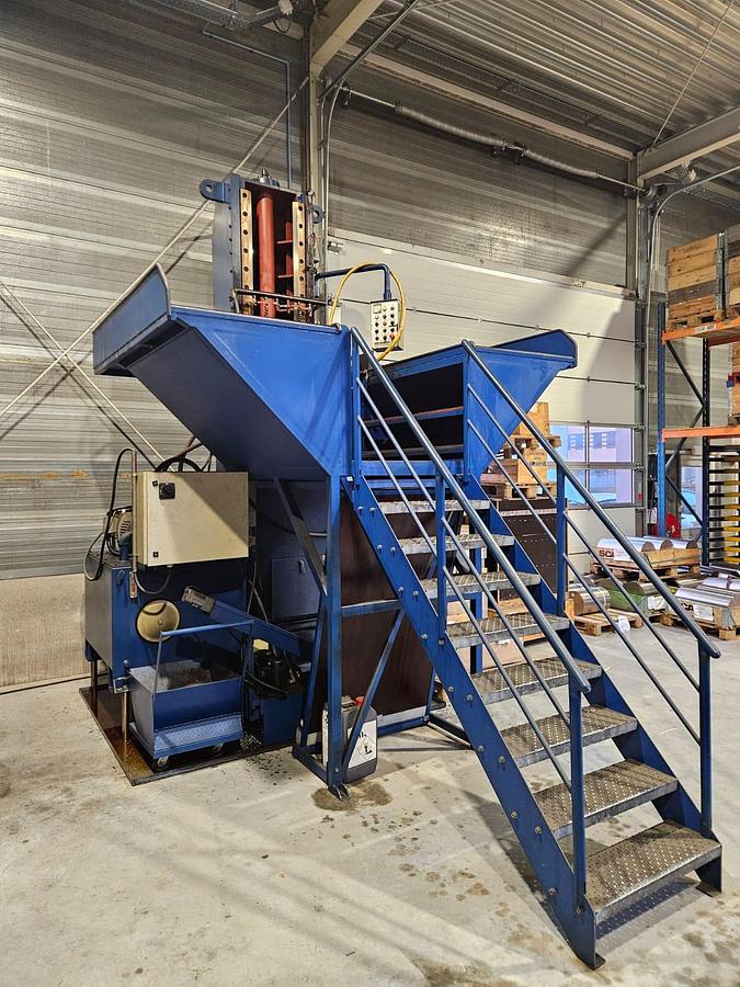 Gebruikt Yeo Sheng Machinery TSH-TUVB-1010 Spiebaan Machine