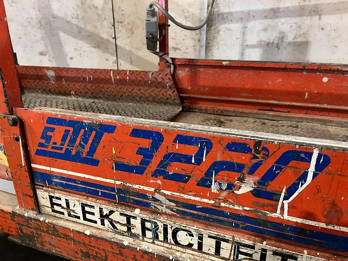 Gebruikt 1998 Skyjack SJ3 3220