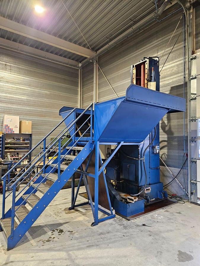 Gebruikt Yeo Sheng Machinery TSH-TUVB-1010 Spiebaan Machine