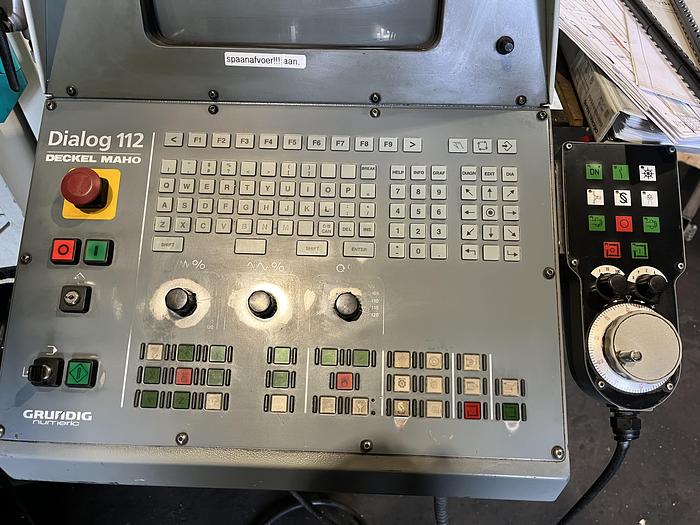 Gebruikt 1996 Deckel Maho DMC 100 V