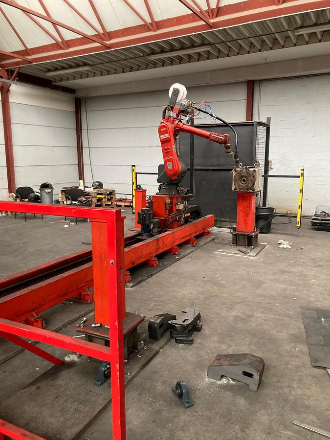Gebruikt Valk Welding 350A Lasrobot PanaRobo VR006ALE2 Las Robot