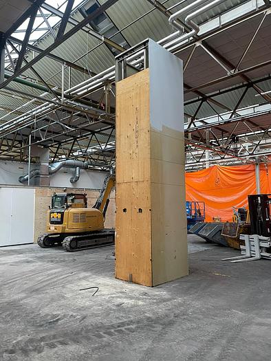 Gebruikt Universal Goederenlift