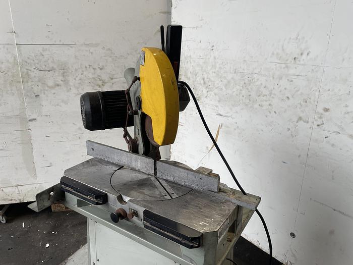 Gebruikt Calvet Emmegi 300 A Zaag