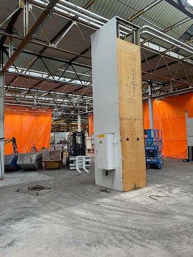 Gebruikt Universal Goederenlift