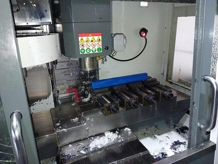 Gebruikt Haas VF 2 CNC Bewerkingscentrum