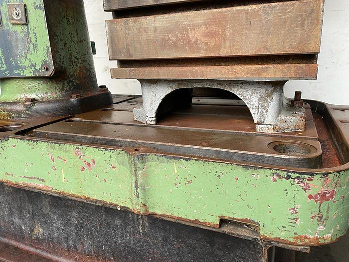 Gebruikt MAS VR2 Radiaalboormachine