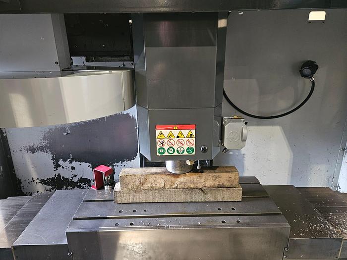 Gebruikt Haas VF 2 CNC Bewerkingscentrum