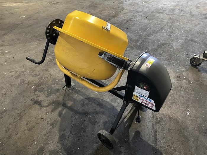 Gebruikt 2005 Universal