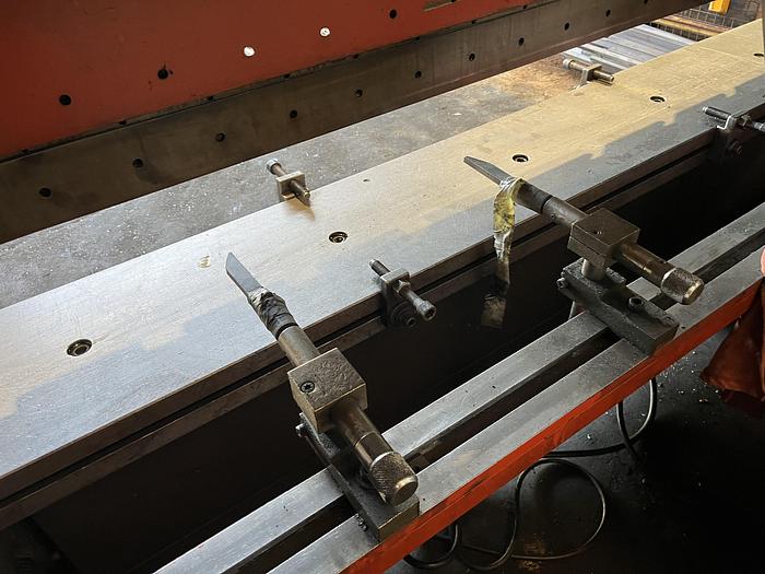 Gebruikt 1980 Donewell 80-2500