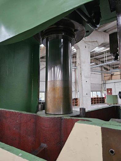 Gebruikt LVD EM 100 Ton hydraulische pers