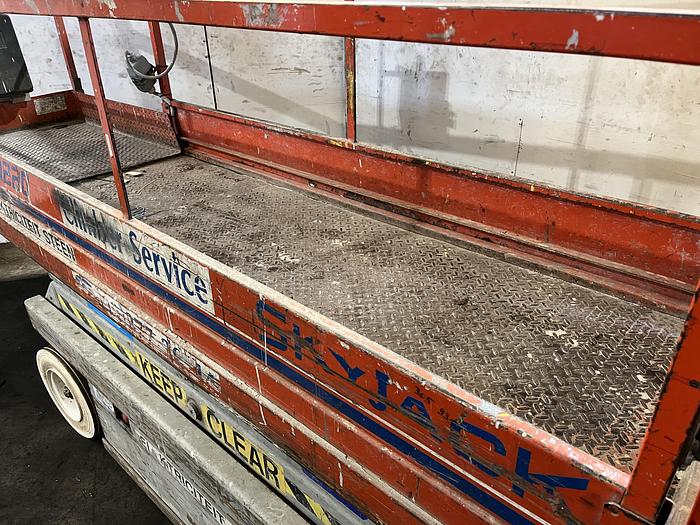 Gebruikt 1998 Skyjack SJ3 3220