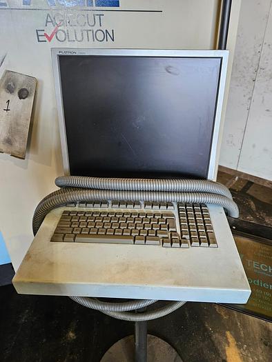 Gebruikt 1999 Agiecut Evolution 2