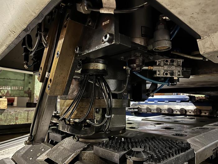 Gebruikt 1998 Trumpf Trumatic 500 Rotation