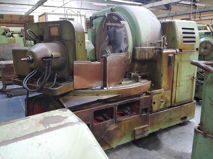 Used 1964 Saratov 528C GEAR CUTTING MACHINE
