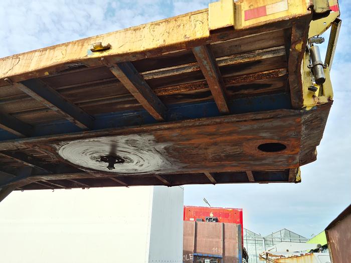 Used 1979 2 AXLE FLATBED TRAILER STEEL SUSPENSION STEEL FLOOR GROENEWEGEN