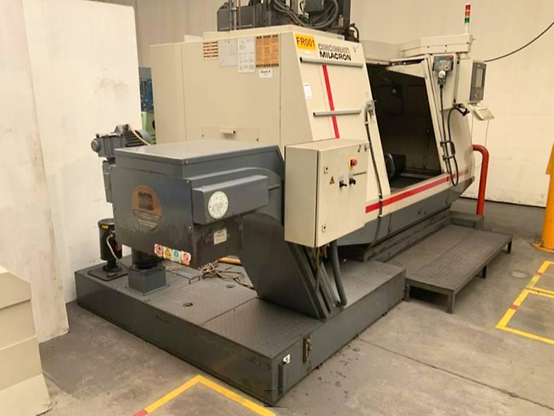 Used Cincinnati Milacron Sabre 1250 - Vertical Machining Center - 1995