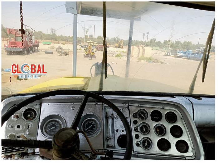 Used Item 0760 : 1976 Speedstar / Ford Water Well Drill Truck