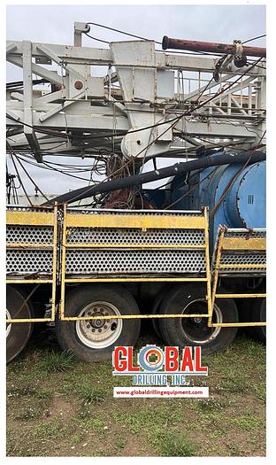 Used Item 10002 - 2011 LOADCRAFT HRI 1000-E DRILL RIG