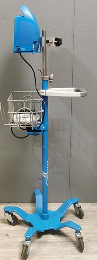 Gebraucht GE DINAMAP ProCare Patientenmonitor auf Trolley SpO2 Pulsrate NIBP