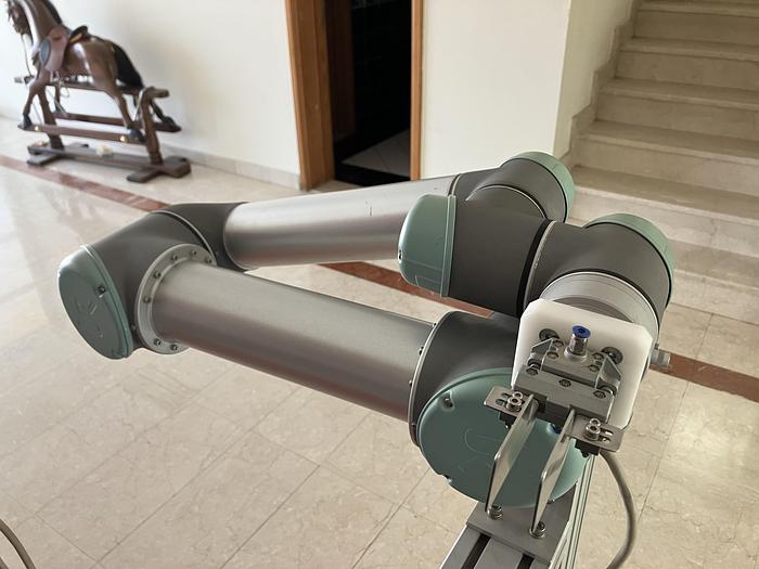 Used 2011 Universal Robot UR5