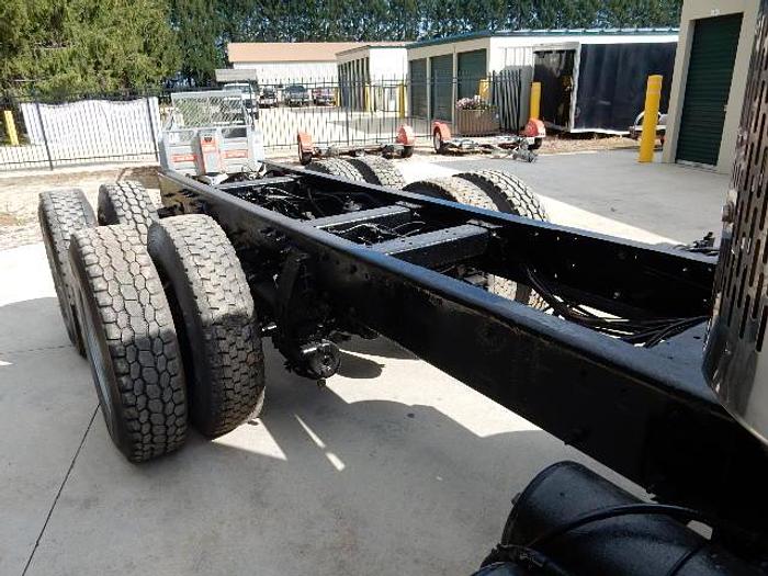 Used 2010 Peterbilt 367