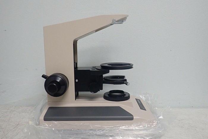 Used Olympus BH-2 Microscope Body Frame with 5 SPlan Objectives, WK 10X/20L Eyepieces