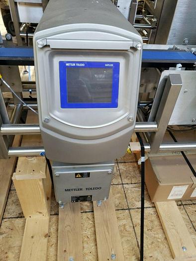 Safeline metal Detector and CM6000 xs Mettler check weigher NEW! USDA Food grade
