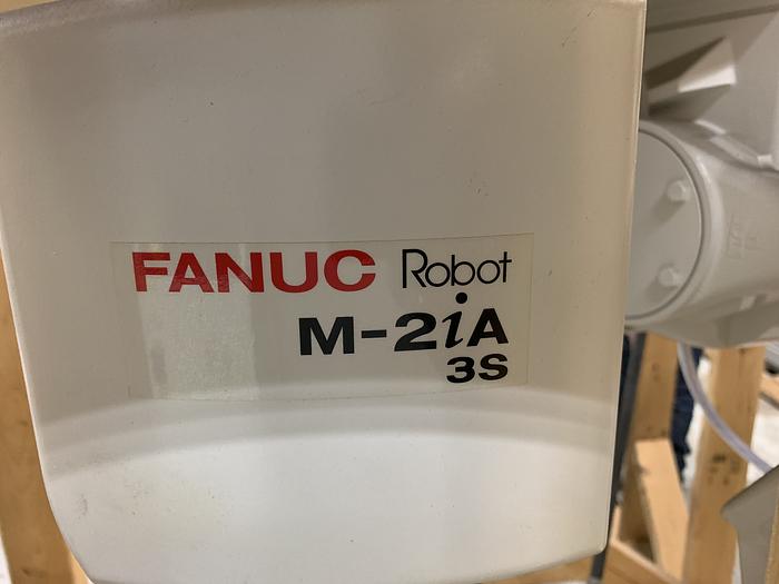 Used FANUC M2iA/3S HIGH SPEED PICKING & ASSEMBLY ROBOT