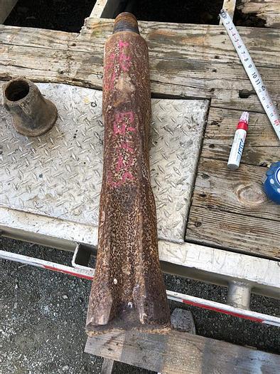 Used 5-1/2" X 25" Chisel Style Drill Bit 2.25x3.25 Thread for Cable Tool